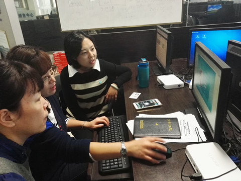 海南经济学校袁静老师来我们学习